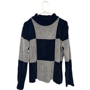 Vintage 80’s/90’s Casual Corner Black and Gray Checkered Turtleneck Sweater M